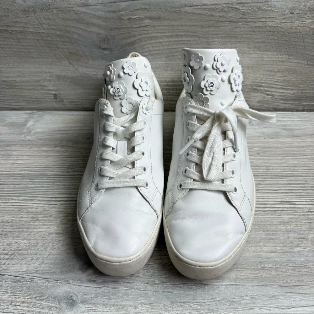 Michael Kors Mindy White Floral accent Women's leather Sneakers size 8.5
